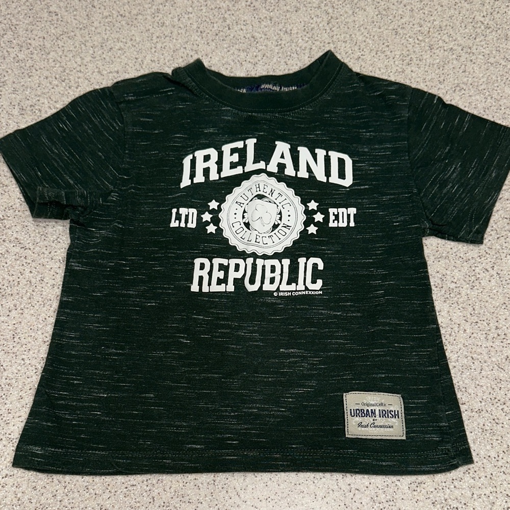From Ireland Republic Graphic Tee Size 5/6 - Dark Green
